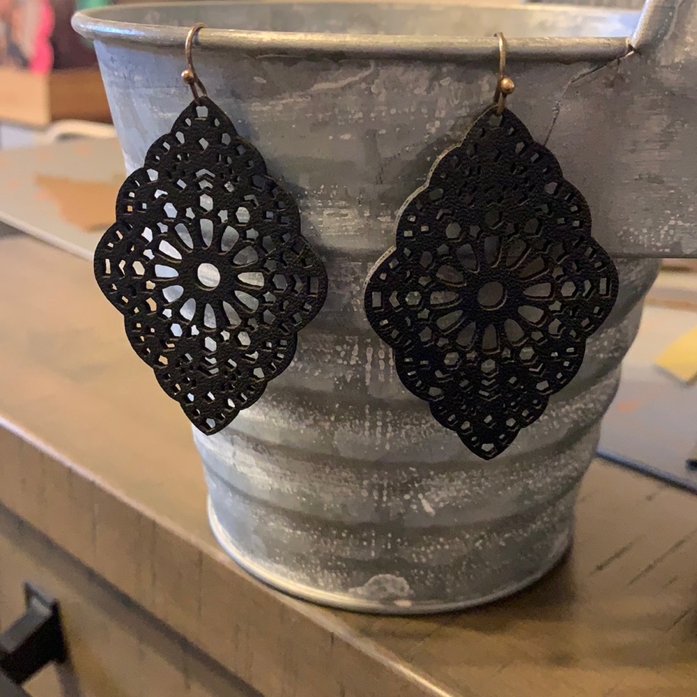 Black lace like earrings